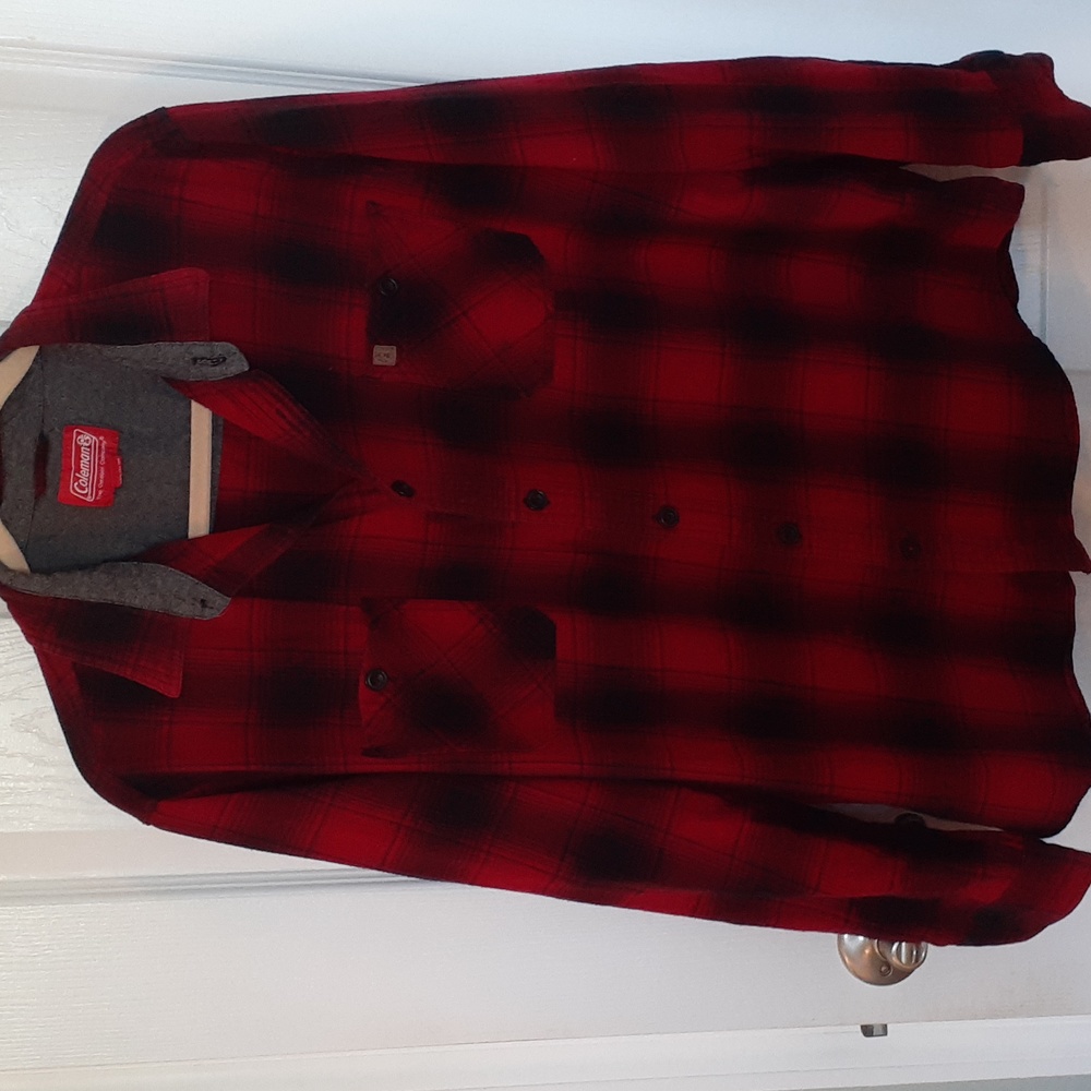 Coleman, The Outdoor Company, Men's 100% cotton red plaid long sleeve shirt  XXL